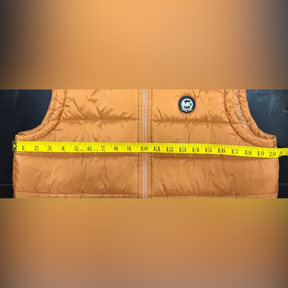 Michael Kors Men's Orange Spice Puffer Vest - Picture 5 of 6